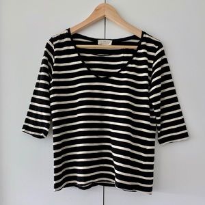 Zara | Black and White Striped V-neck Top - EUC!